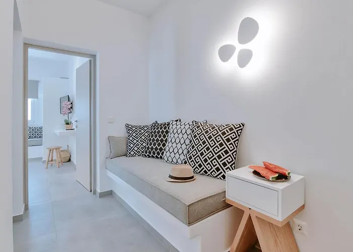 Nautica - Grand With Jacuzzi Apartamento