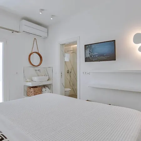 Nautica - Grand With Jacuzzi Daire Andiparos