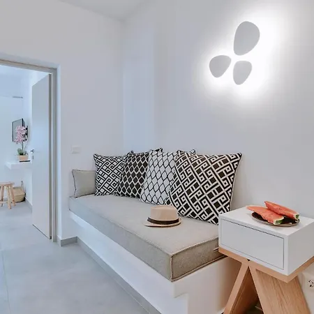 Nautica - Grand With Jacuzzi Apartment
