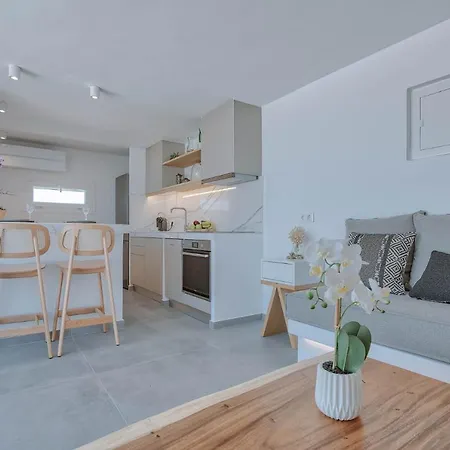 Apartment Nautica - Grand With Jacuzzi *